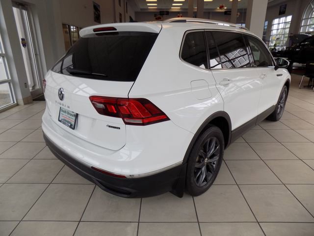 Used 2022 Volkswagen Tiguan SE AWD/4WD image 7