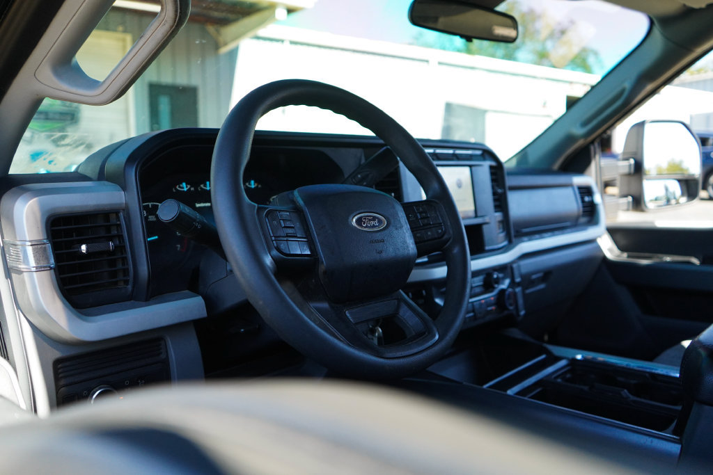 Used 2024 Ford F250 XLT AWD/4WD image 6