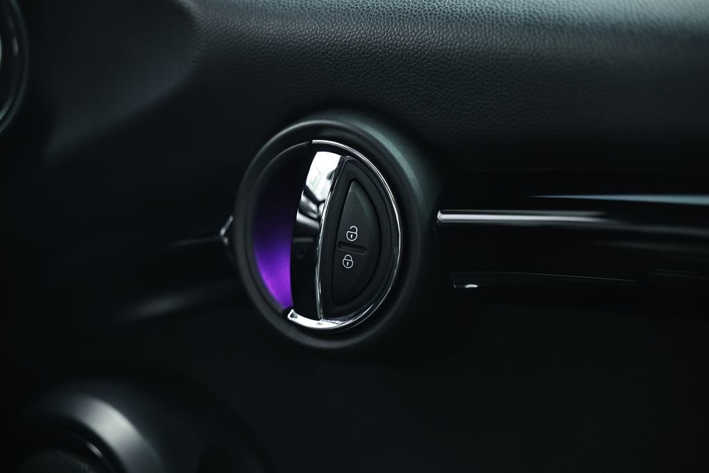 Used 2021 MINI Cooper John Cooper Works w/ 6.5" Touchscreen Package FWD image 42