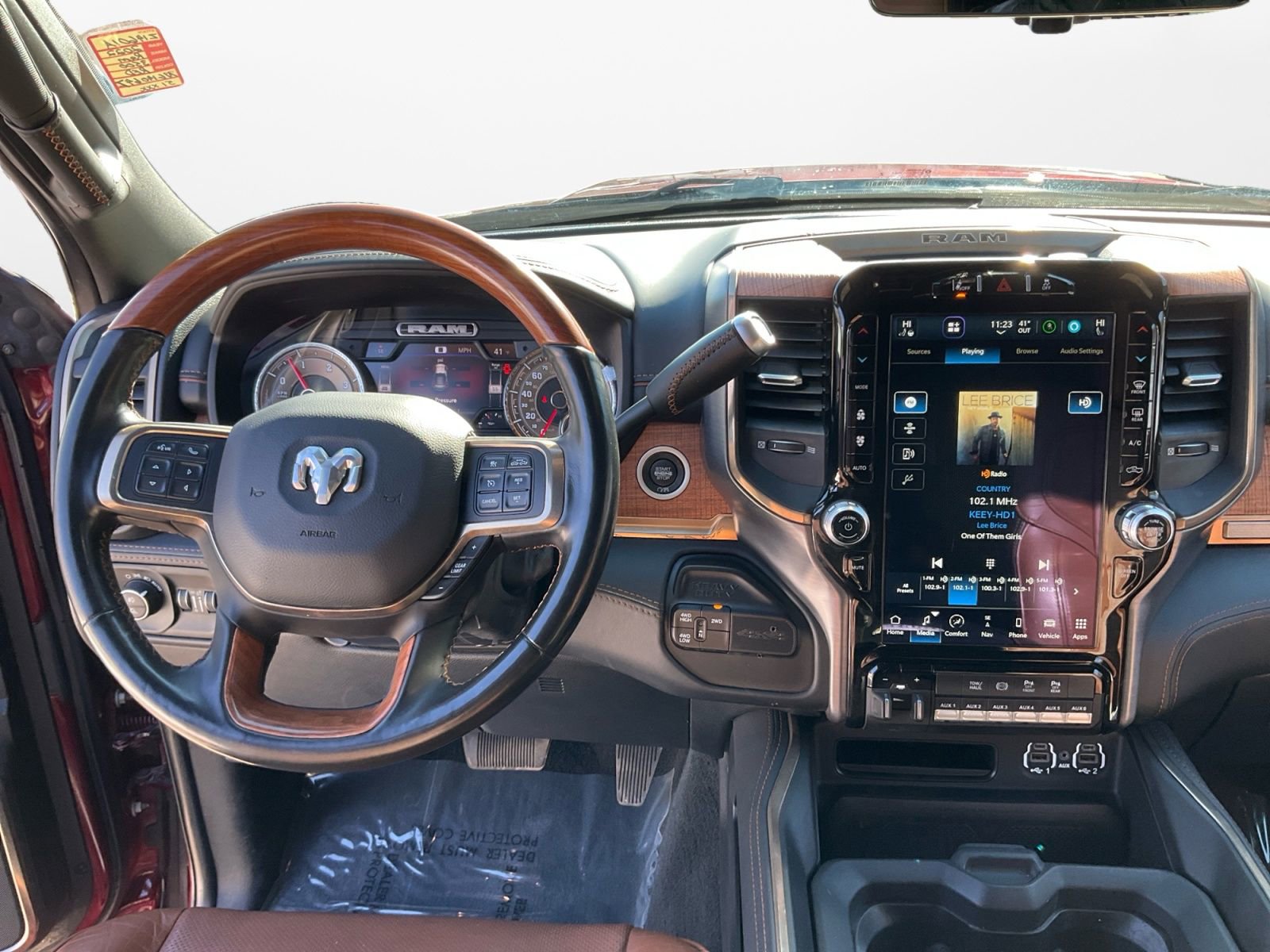 Used 2022 RAM 3500 Limited image 10