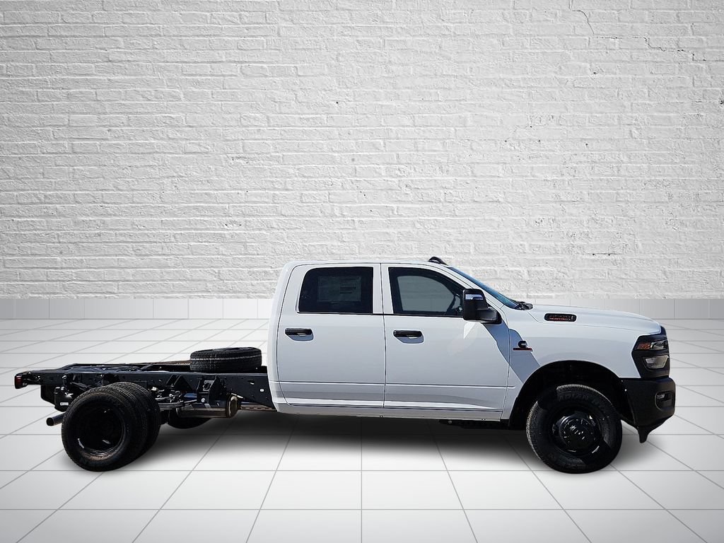 New 2026 RAM 3500 Tradesman AWD/4WD image 5