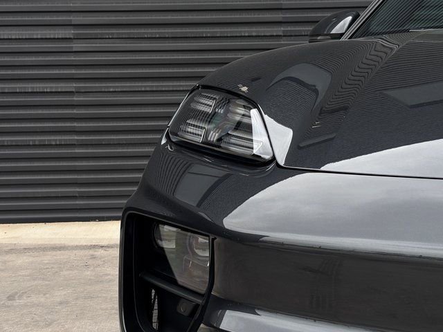 New 2026 Porsche Macan 4 Electric image 12