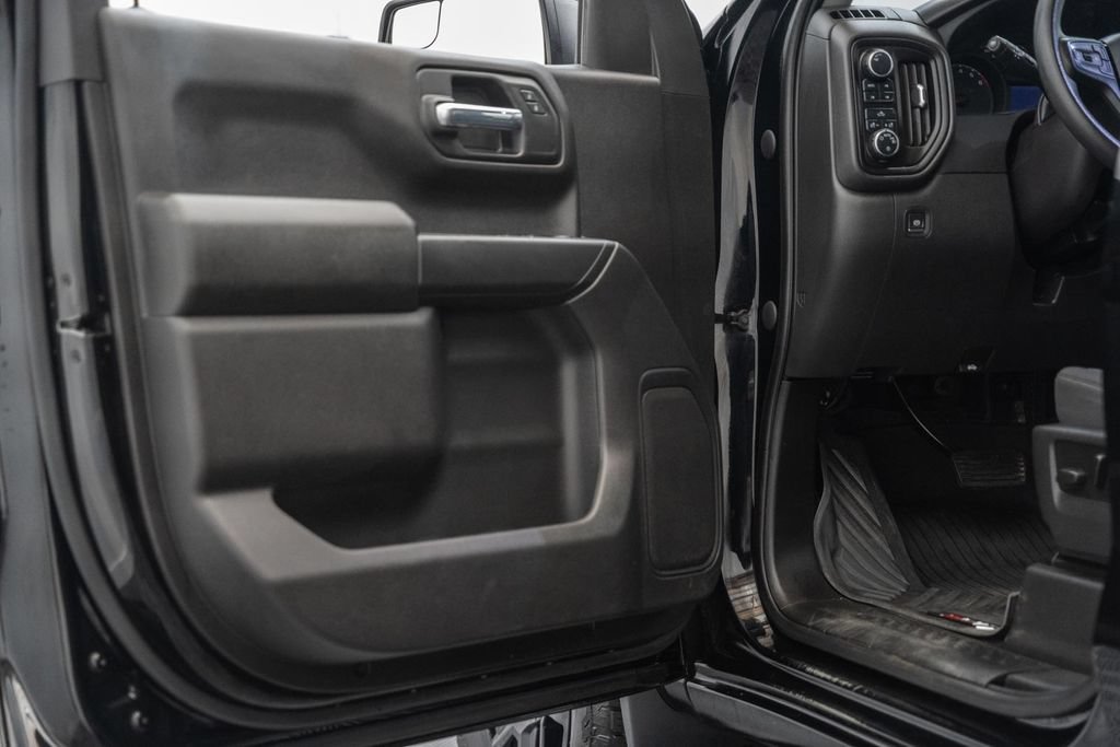 Used 2023 Chevrolet Silverado 1500 Custom Trail Boss w/ Midnight Edition AWD/4WD image 40