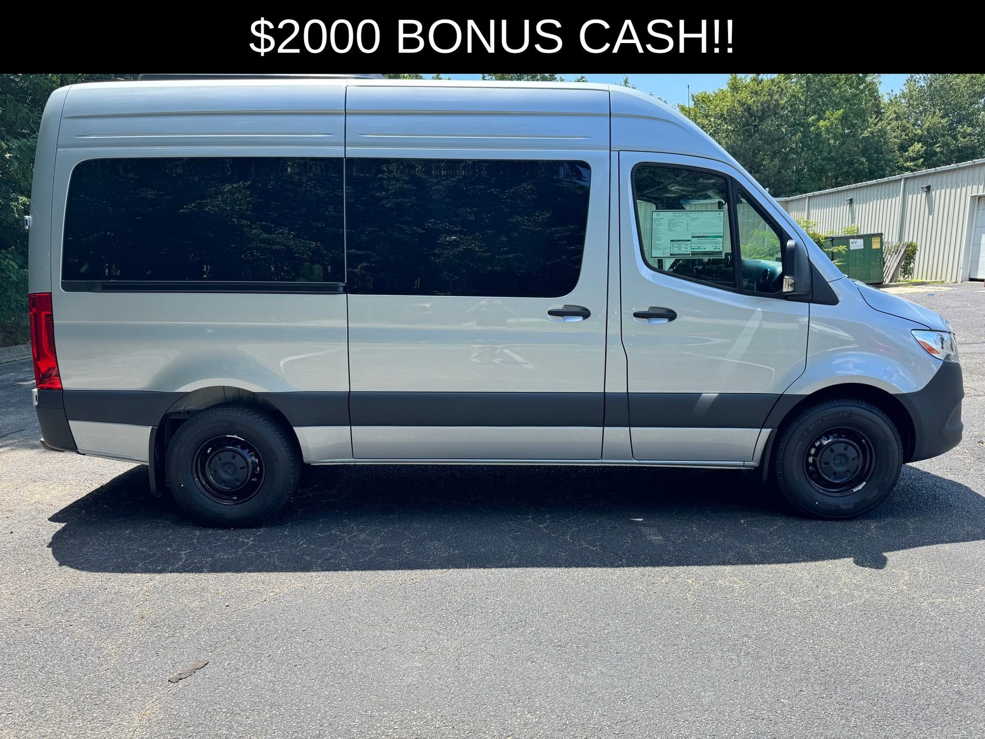 New 2025 Mercedes-Benz Sprinter 2500 image 31