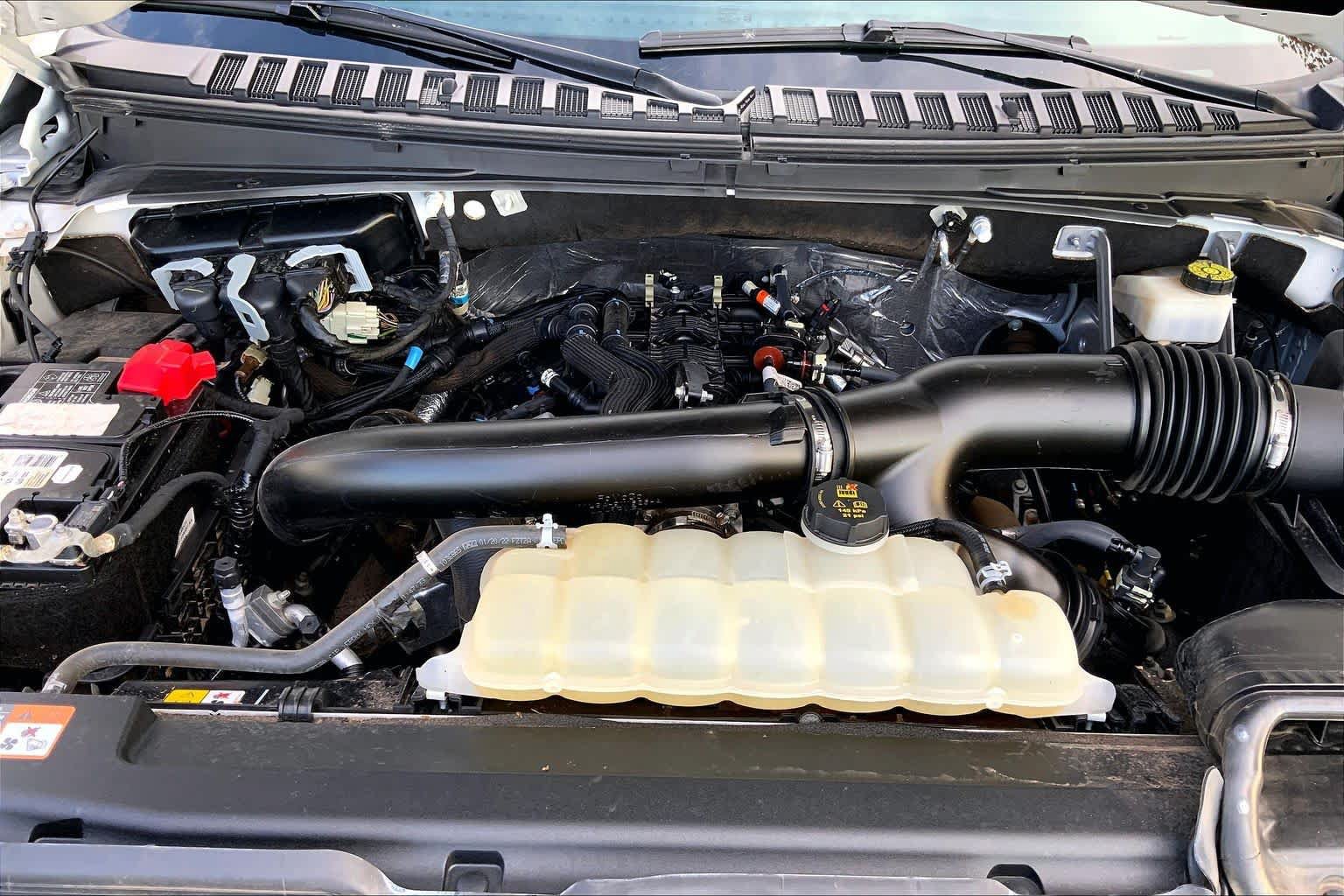 Used 2022 Ford Expedition Limited AWD/4WD image 30