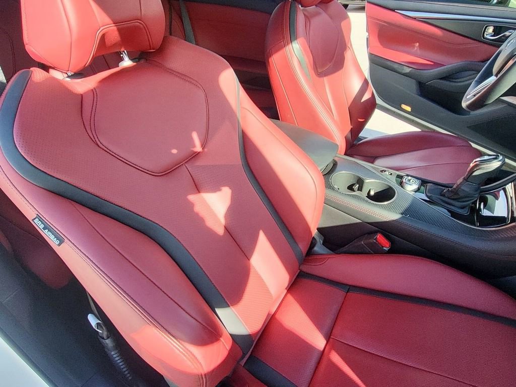Used 2022 INFINITI Q60 Red Sport 400 w/ Carbon Fiber Package image 34