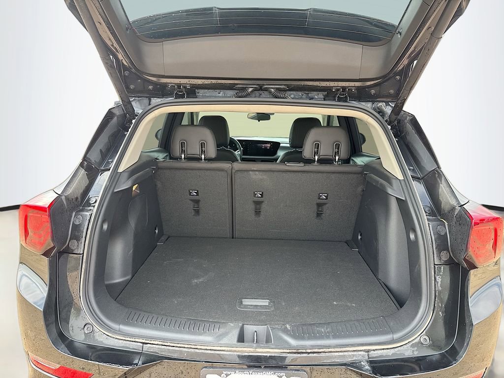 Used 2025 Buick Encore GX Sport Touring FWD image 21