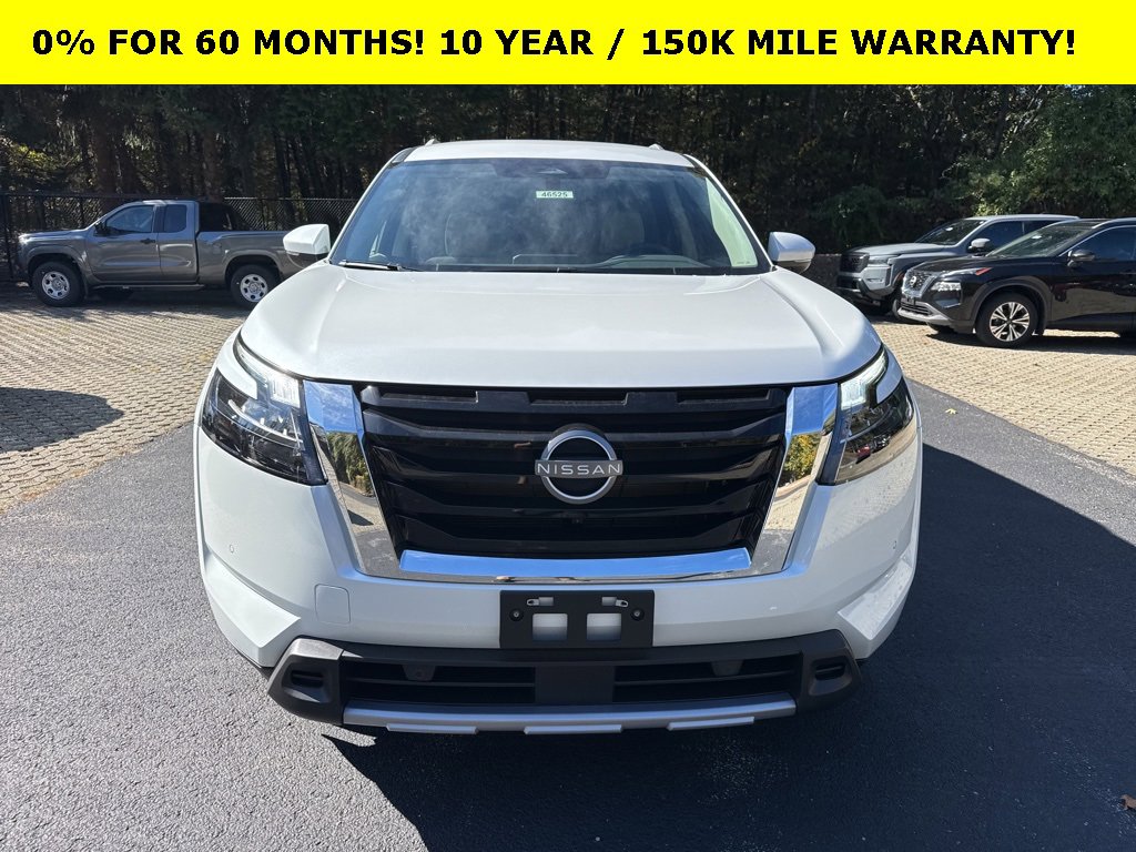 New 2025 Nissan Pathfinder SL w/ Cargo Package image 2