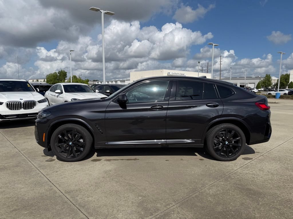 Certified 2024 BMW X4 xDrive30i w/ Premium Package AWD/4WD image 10