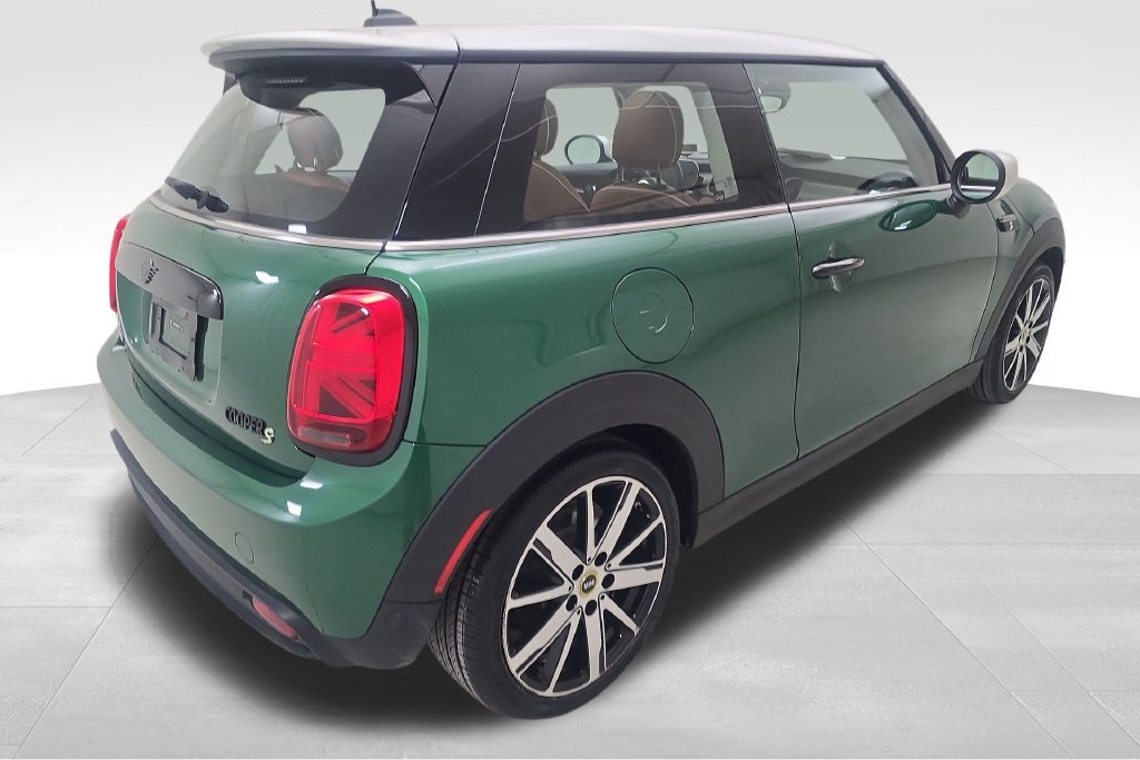 Certified 2024 MINI Cooper SE FWD image 9