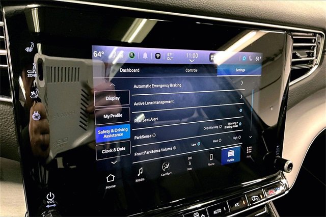 Used 2024 Jeep Wagoneer Series II image 35