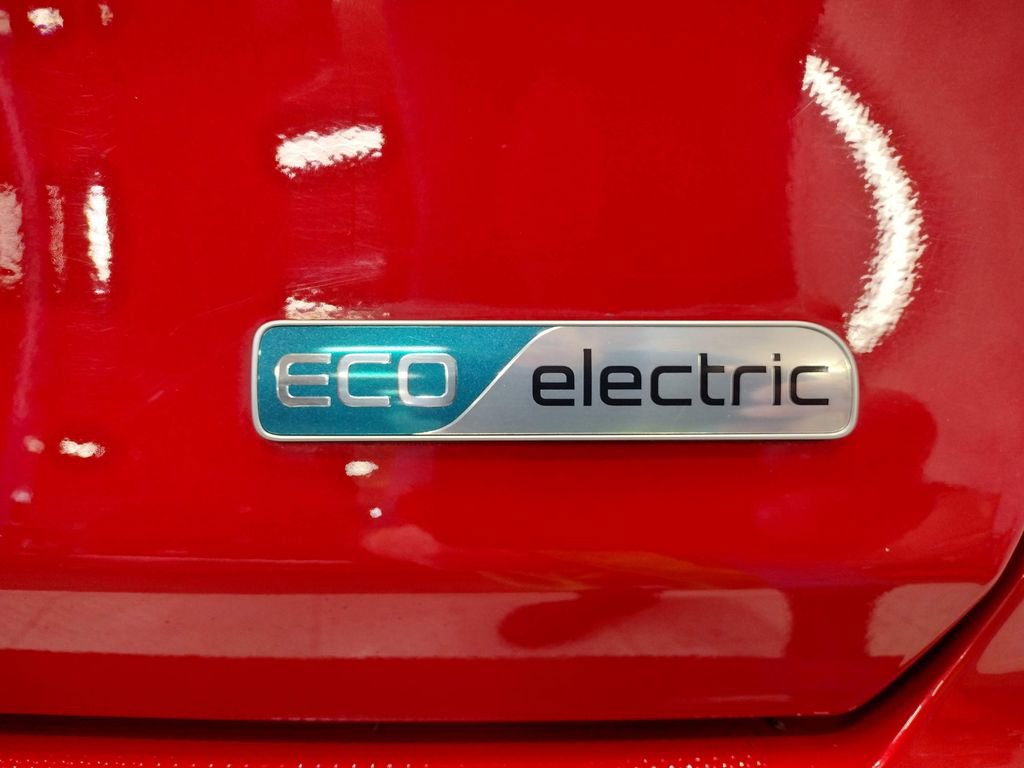 Used 2022 Kia Niro EX Premium image 14