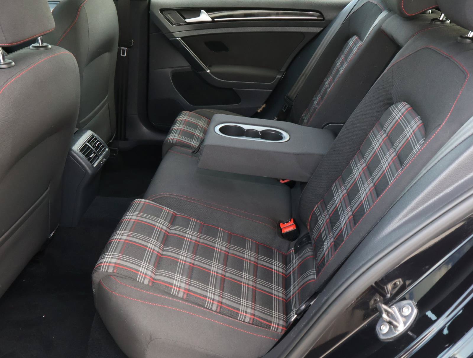 Used 2016 Volkswagen GTI S FWD image 18