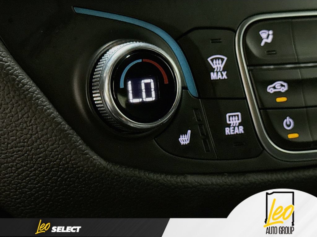 Used 2024 Chevrolet Equinox RS w/ LPO, Floor Liner Package FWD image 22