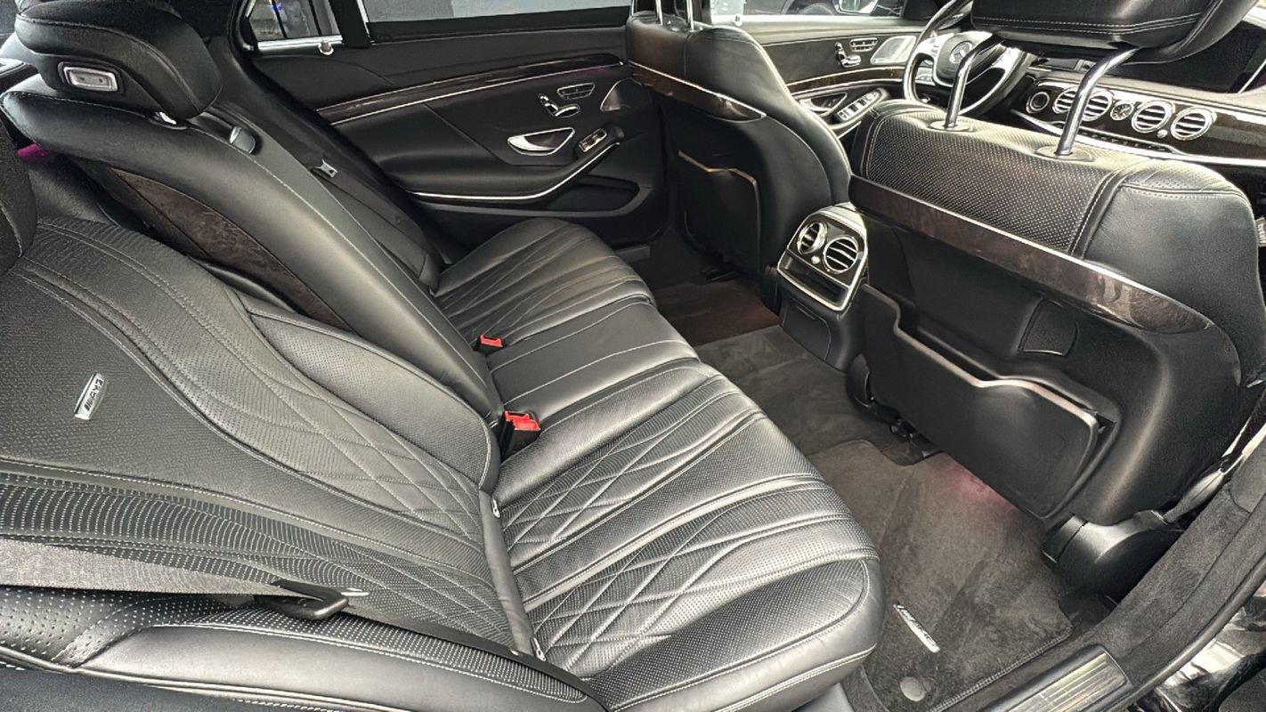 Used 2015 Mercedes-Benz S 63 AMG 4MATIC Sedan image 19