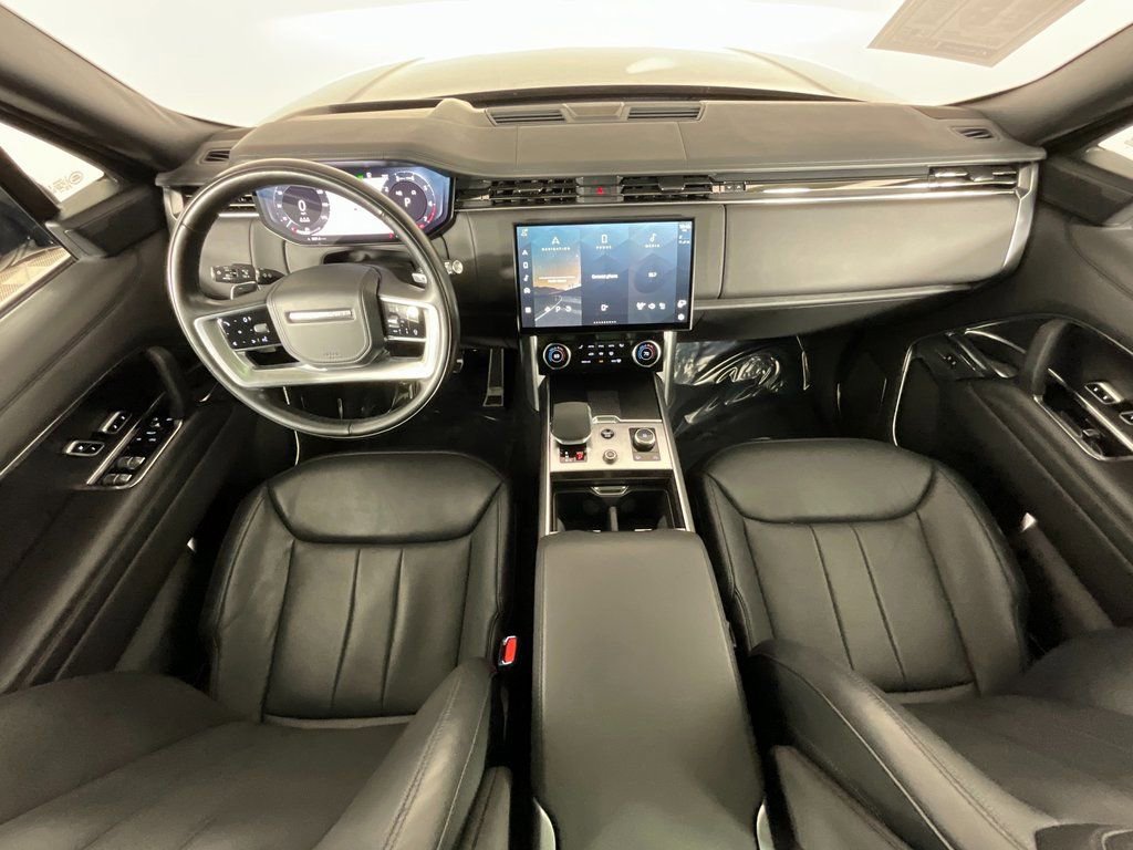 Used 2023 Land Rover Range Rover Long Wheelbase First Edition image 10