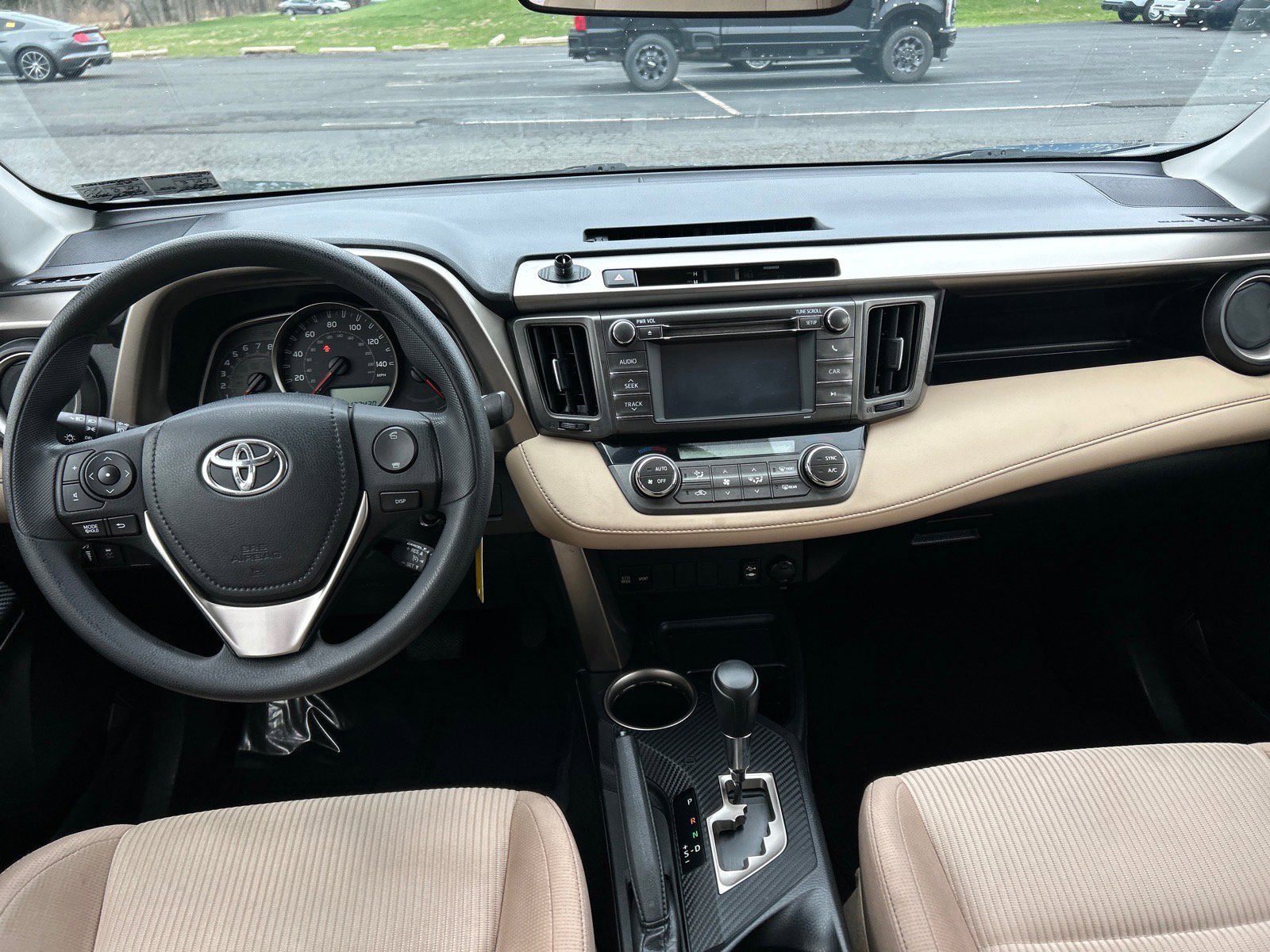 Used 2013 Toyota RAV4 XLE image 3
