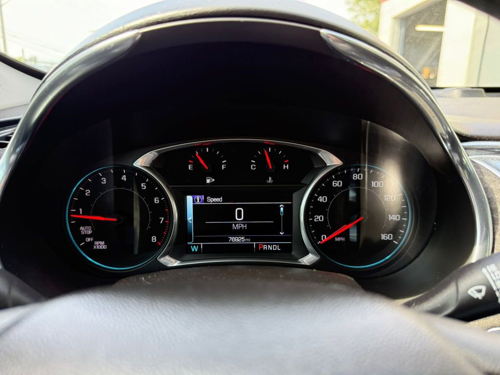 Used 2017 Chevrolet Malibu LT image 21