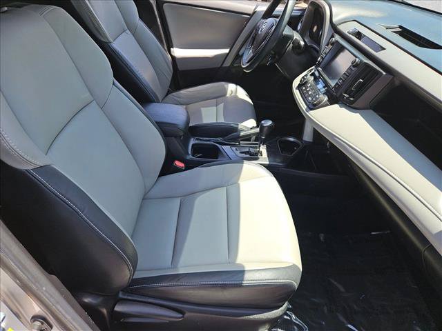 Used 2018 Toyota RAV4 Platinum FWD image 24