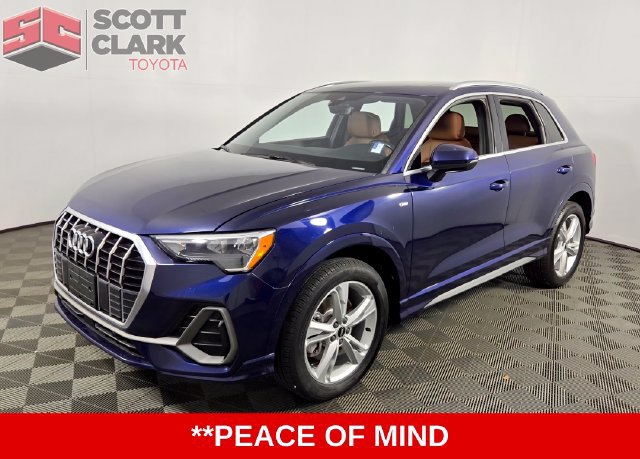 Used 2022 Audi Q3 2.0T Premium w/ Convenience Package AWD/4WD image 3