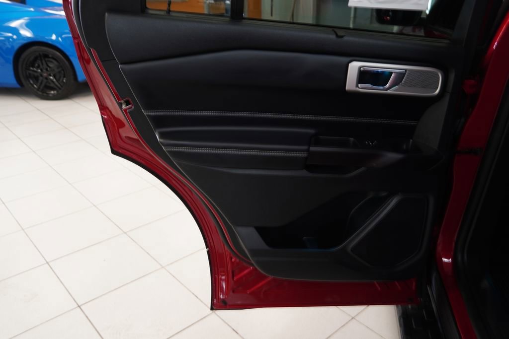 Used 2020 Ford Explorer ST AWD/4WD image 23