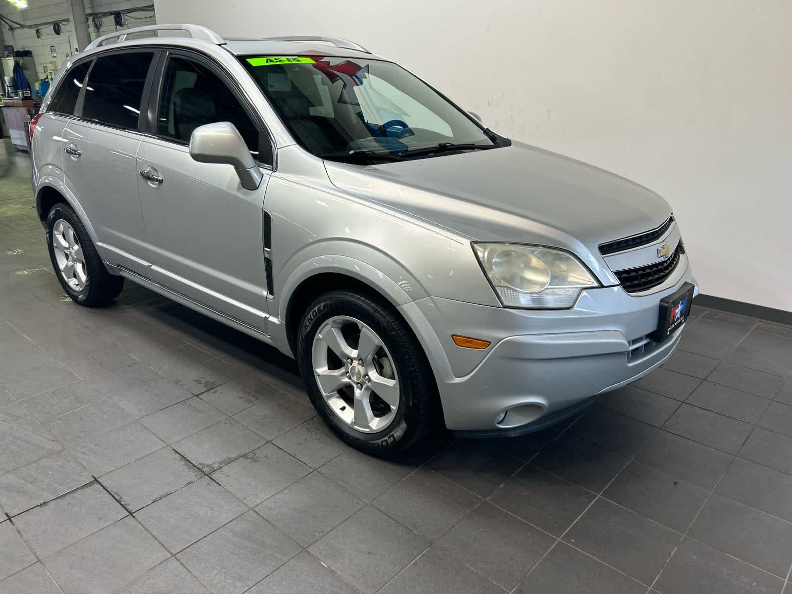 Used 2014 Chevrolet Captiva Sport LTZ FWD image 2