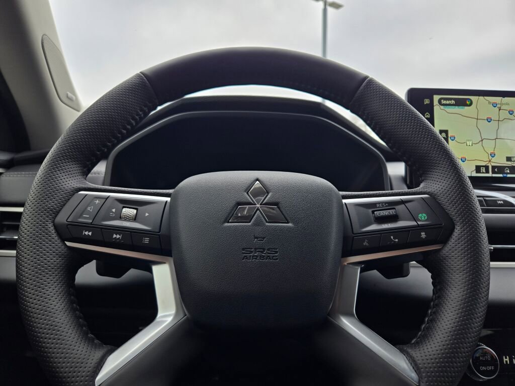 New 2026 Mitsubishi Outlander SE FWD image 28
