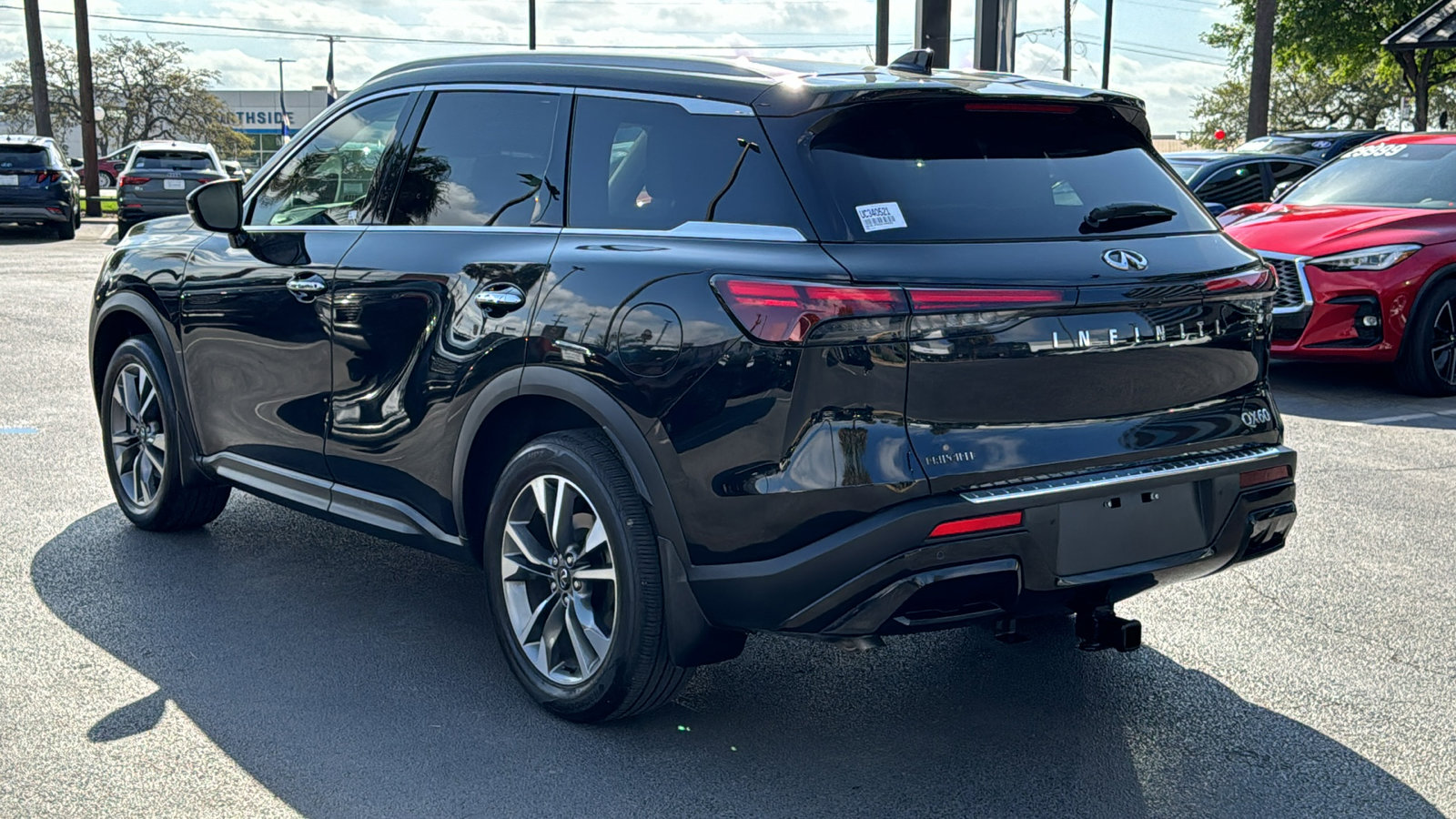 Used 2025 INFINITI QX60 Luxe w/ Vision Package image 6