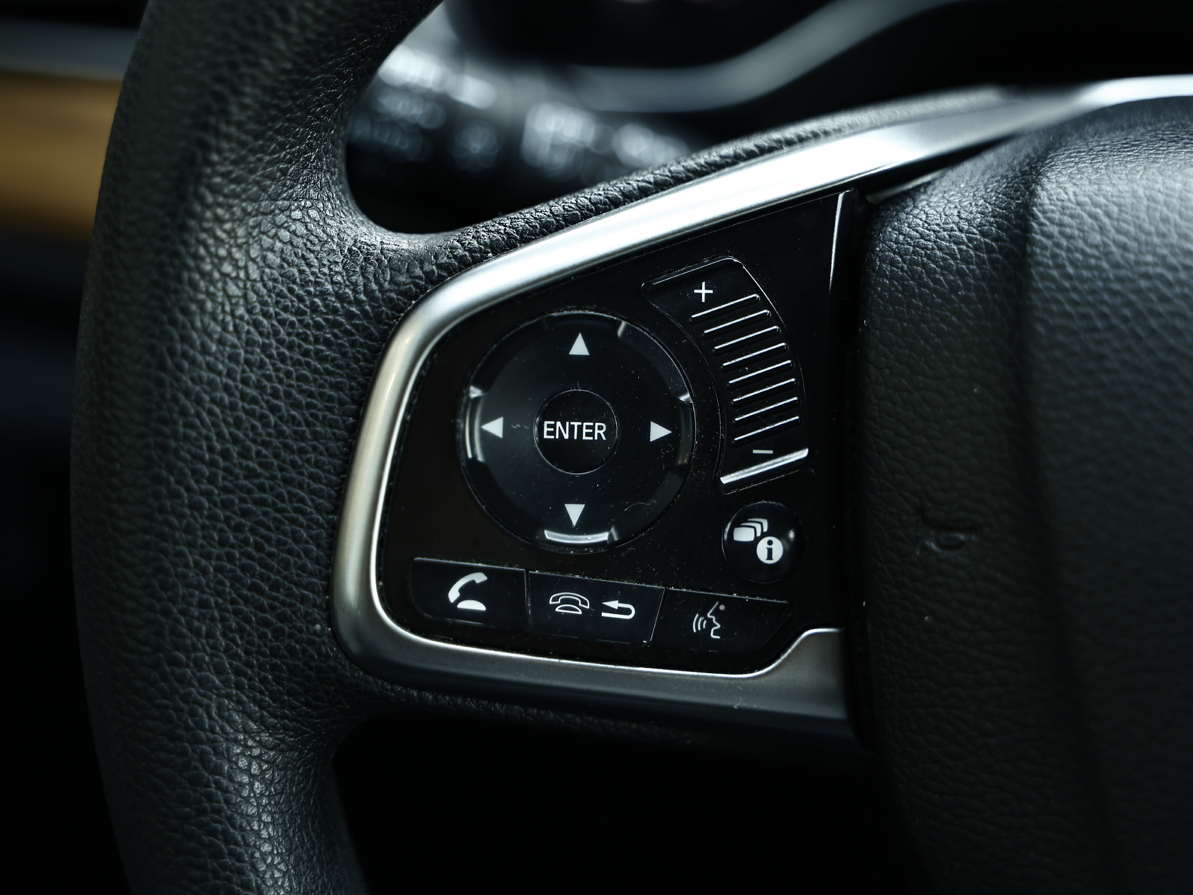 Used 2018 Honda CR-V EX image 32