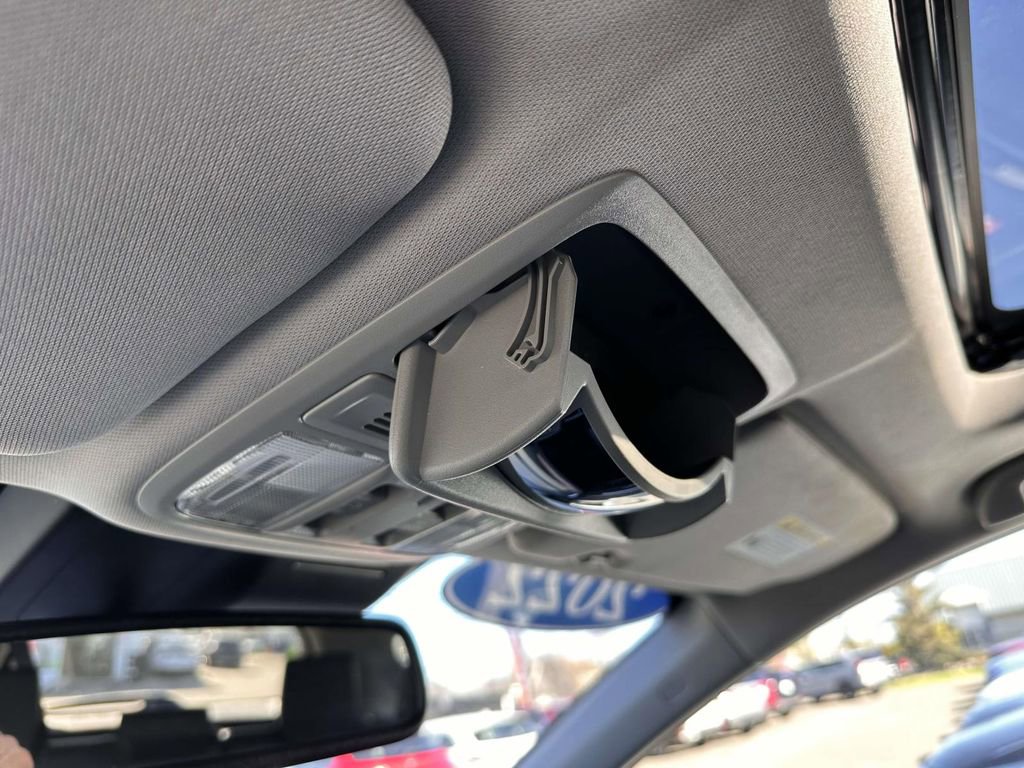 Used 2022 Honda CR-V EX-L image 28