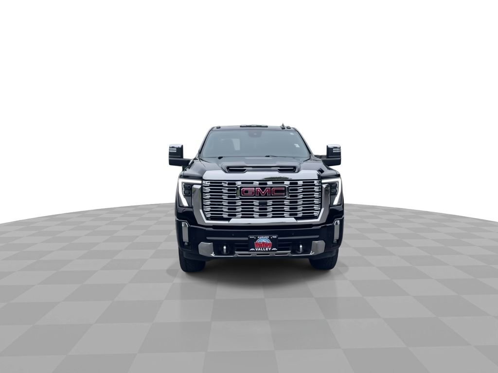 Used 2024 GMC Sierra 3500 Denali w/ Denali Reserve Package AWD/4WD image 3