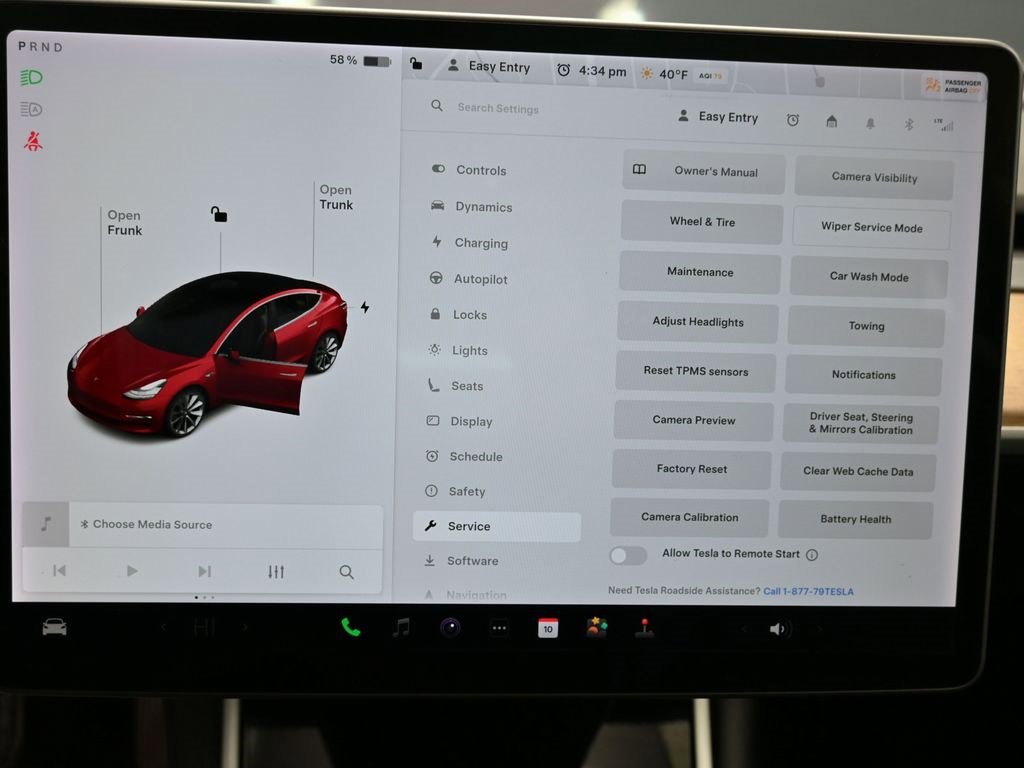 Used 2020 Tesla Model 3 Standard Range Plus image 26