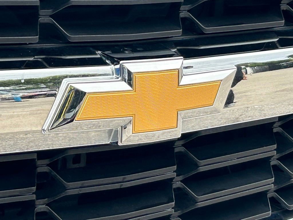 Used 2019 Chevrolet Silverado 1500 LT AWD/4WD image 18