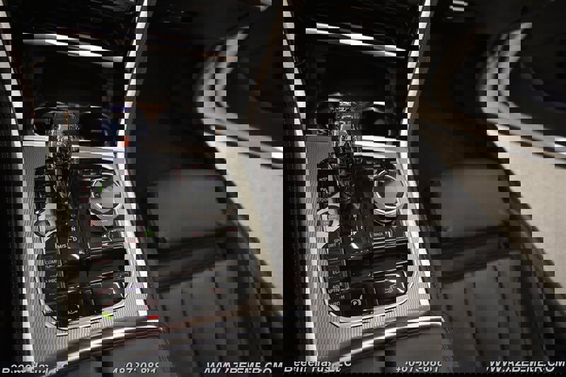 Used 2022 BMW 840i Convertible w/ Driving Assistance Package image 33