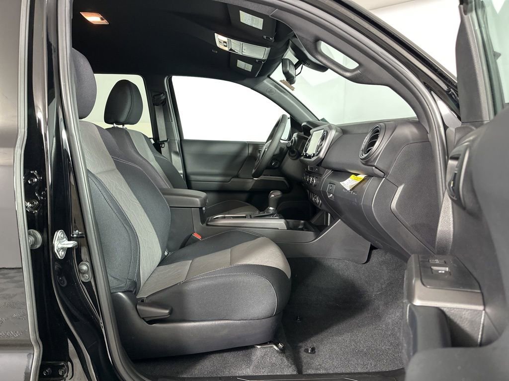 Used 2023 Toyota Tacoma TRD Sport AWD/4WD image 27