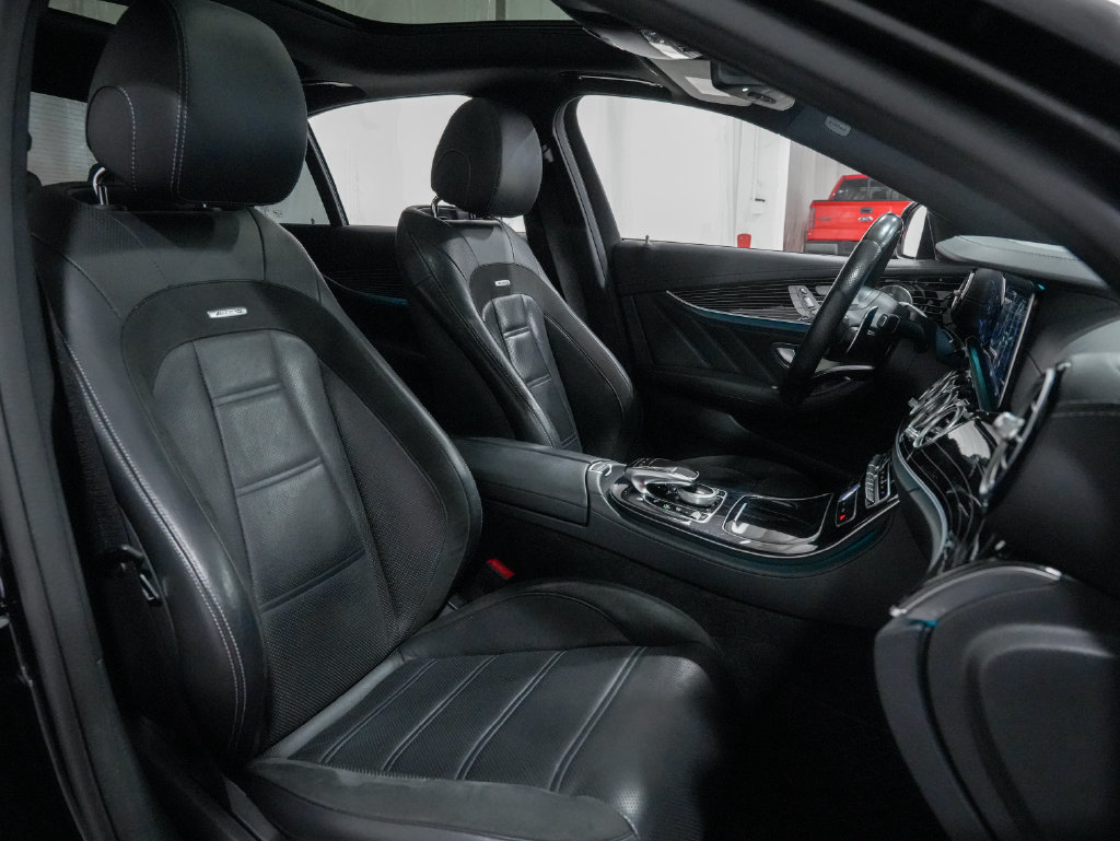 Used 2019 Mercedes-Benz E 53 AMG 4MATIC Sedan w/ Parking Assistance Package image 27
