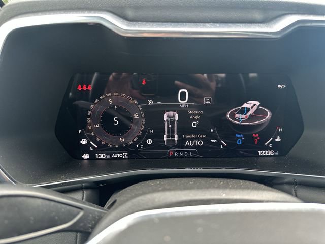 Used 2024 GMC Canyon Elevation w/ Convenience Package AWD/4WD image 12