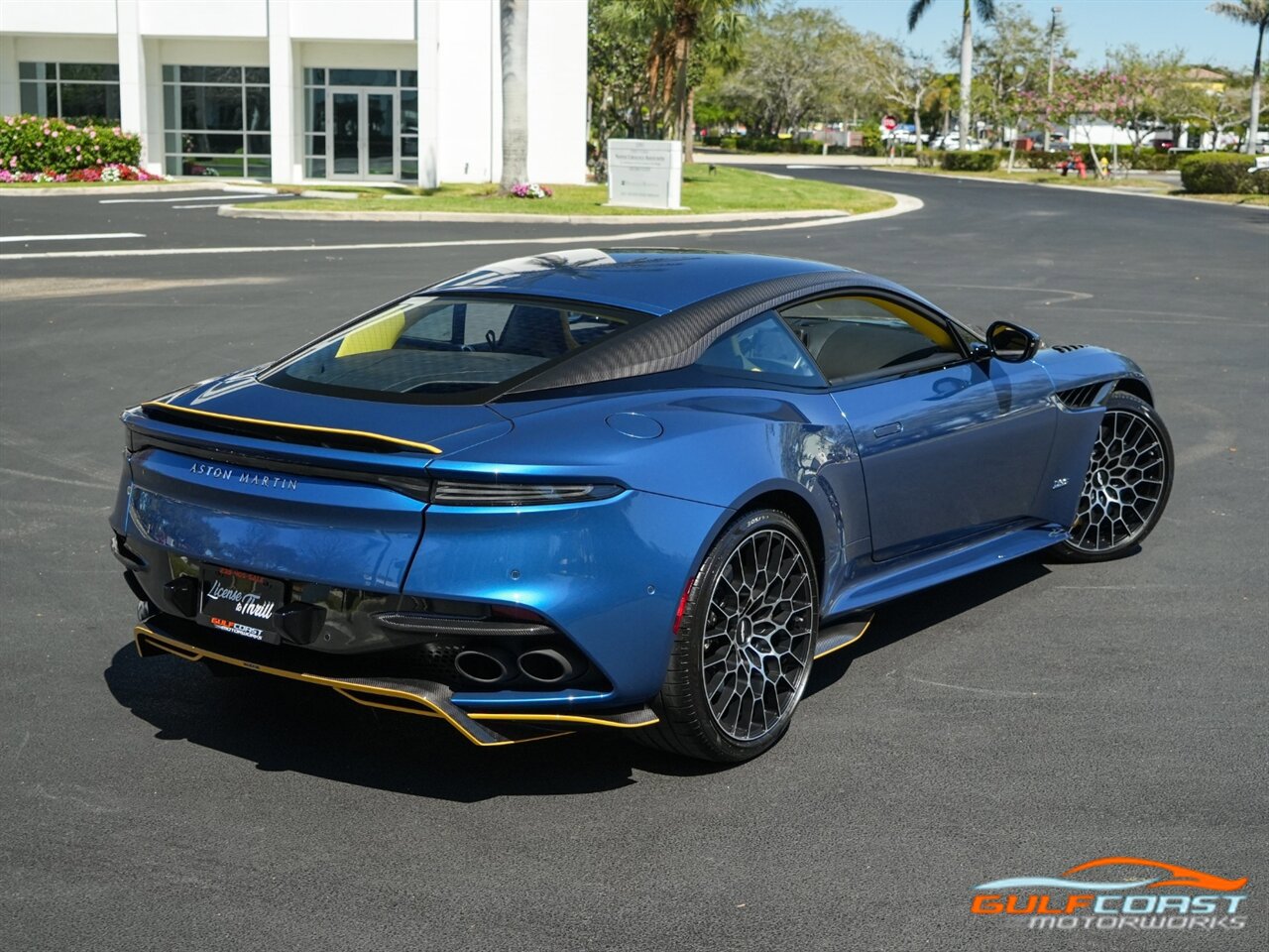 Used 2023 Aston Martin DBS Coupe RWD image 71
