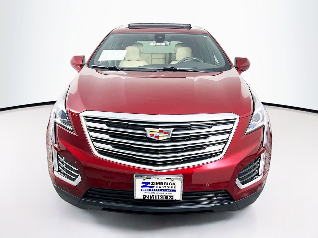 Used 2018 Cadillac XT5 Luxury w/ Driver Awareness Package image 2