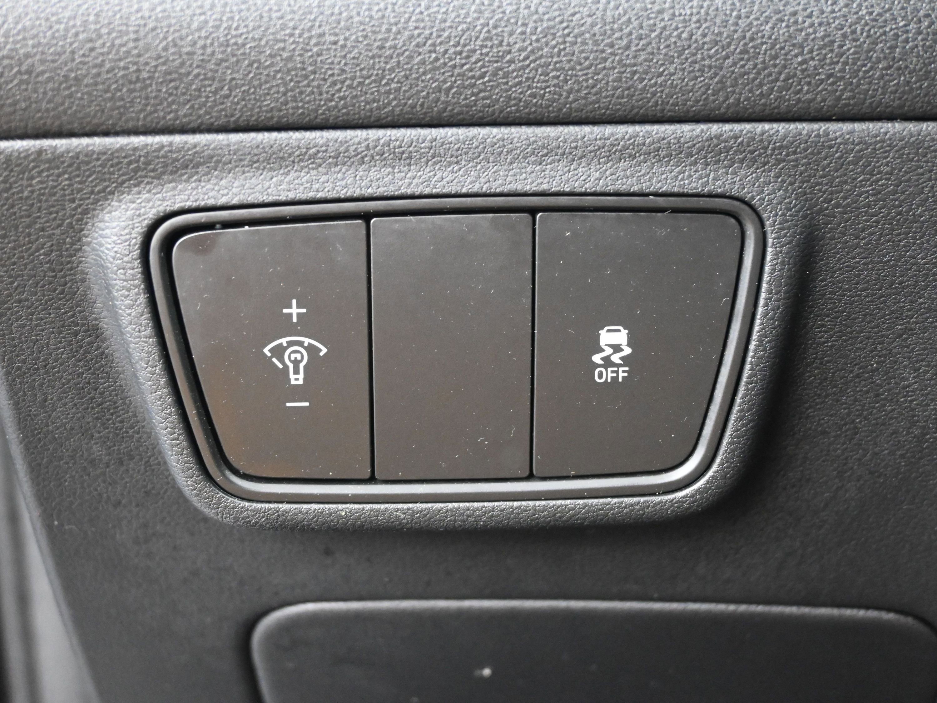 Certified 2023 Hyundai Tucson SE AWD/4WD image 12