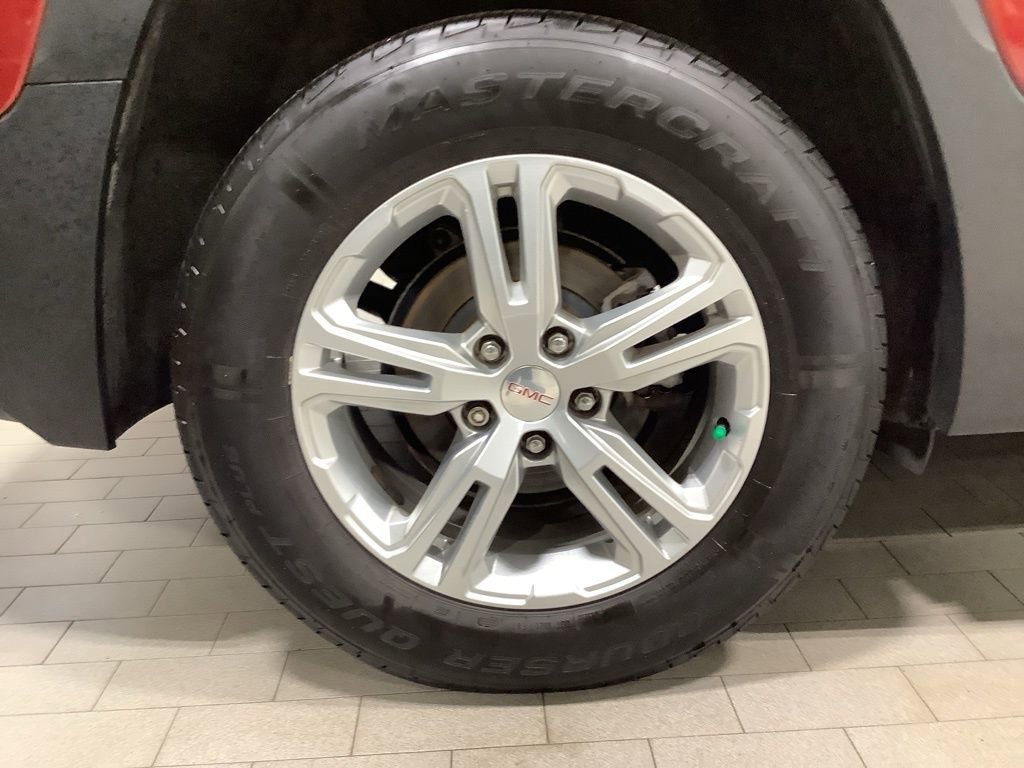 Used 2019 GMC Terrain SLE w/ LPO, Floor Liner Package image 26