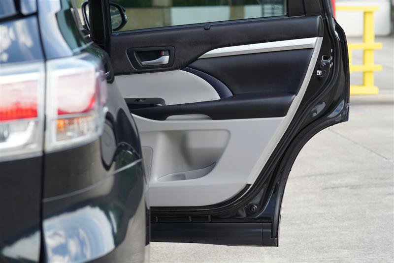 Used 2015 Toyota Highlander XLE FWD image 79