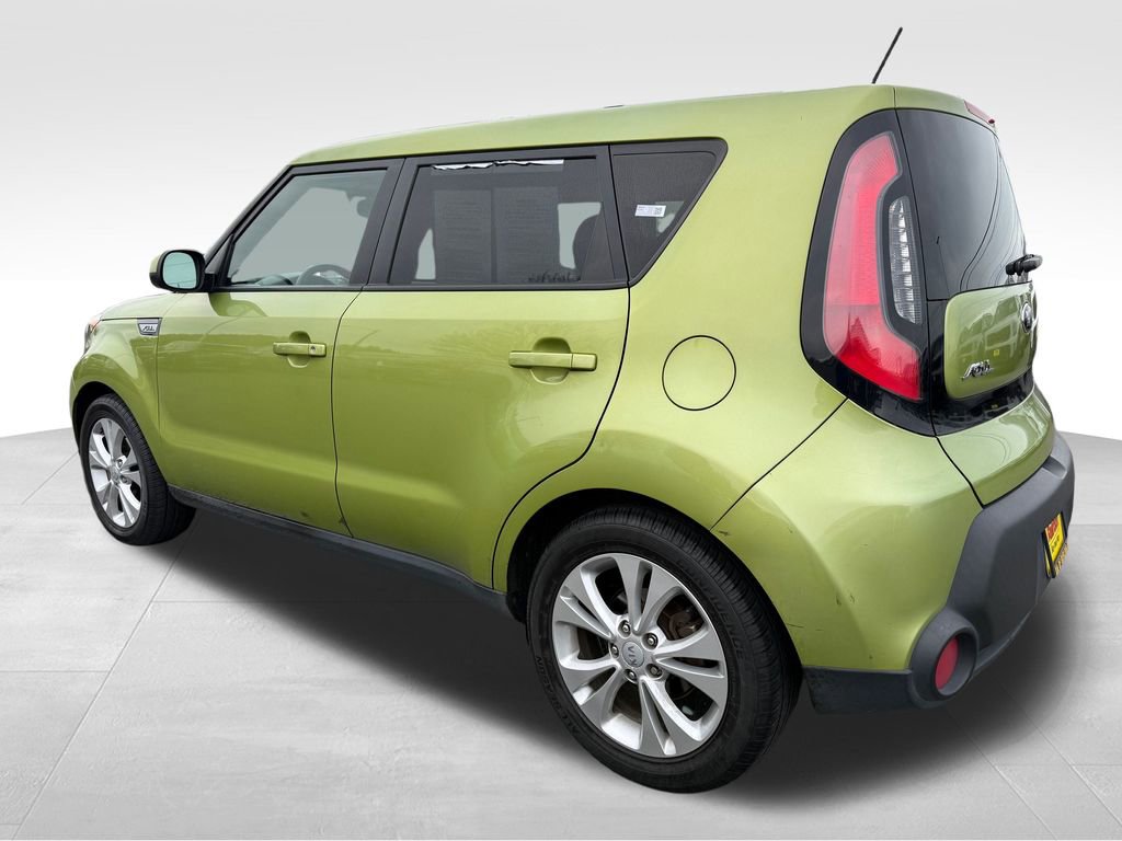 Used 2015 Kia Soul + image 5
