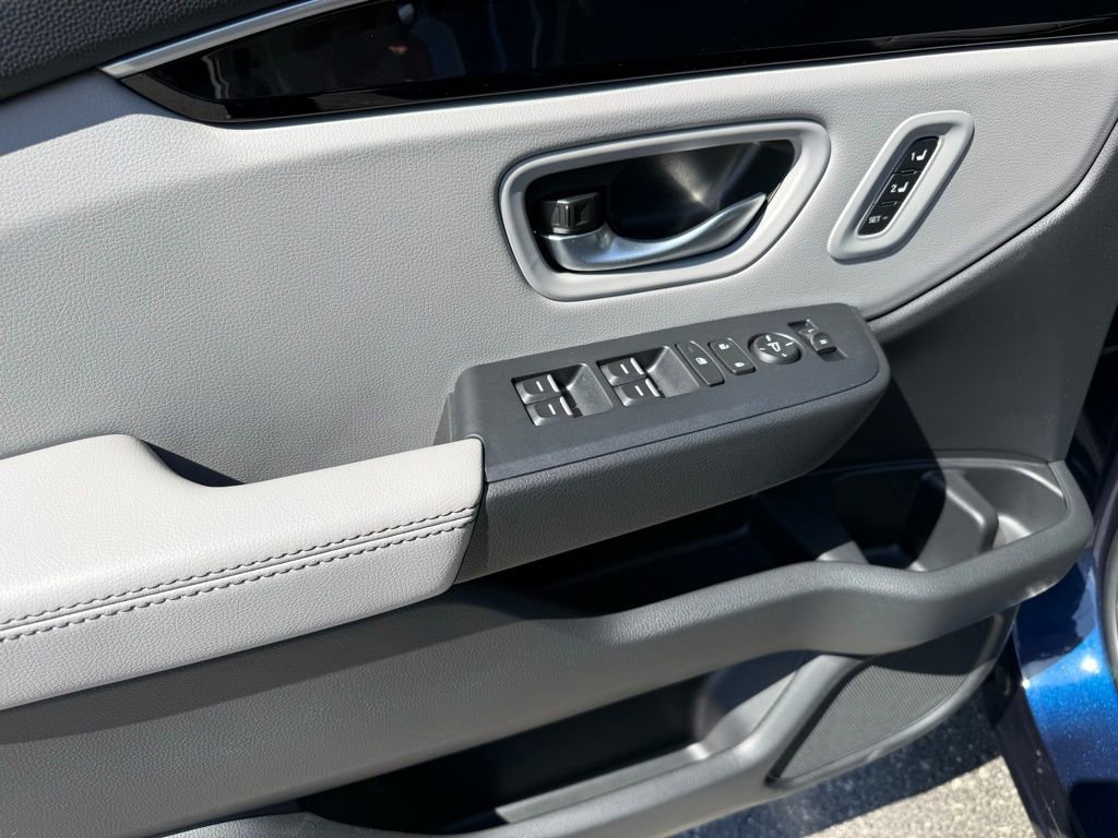 Used 2025 Honda Pilot Touring image 19