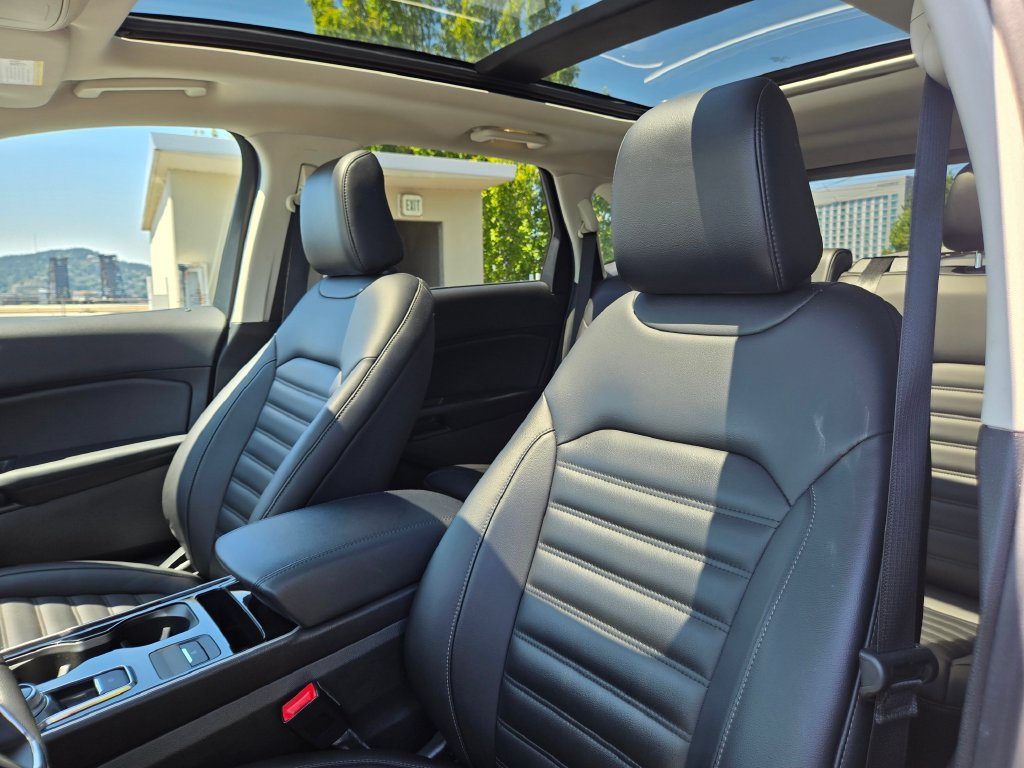 Used 2020 Ford Edge SEL w/ Convenience Package AWD/4WD image 22