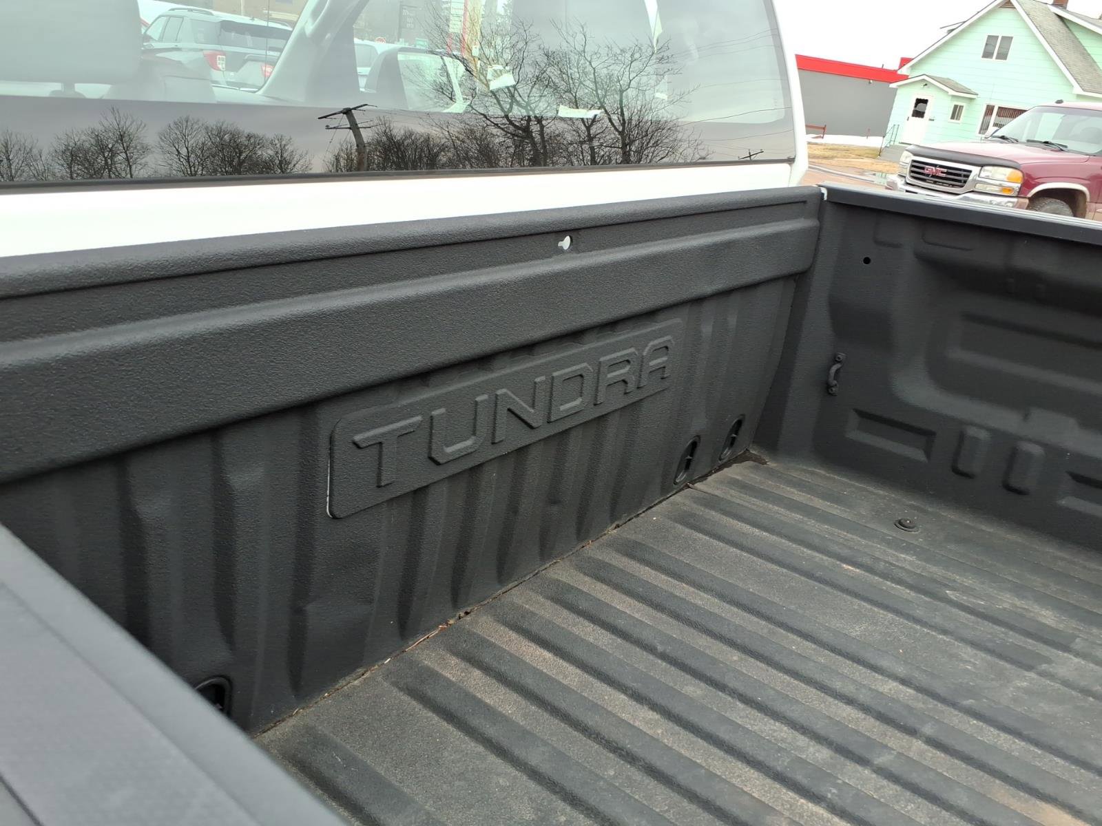 Used 2016 Toyota Tundra SR image 11