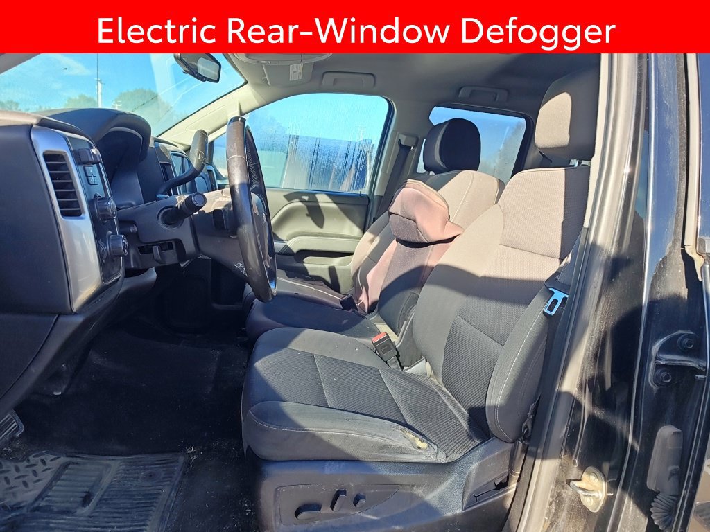 Used 2018 Chevrolet Silverado 1500 LT w/ Midnight Edition AWD/4WD image 7