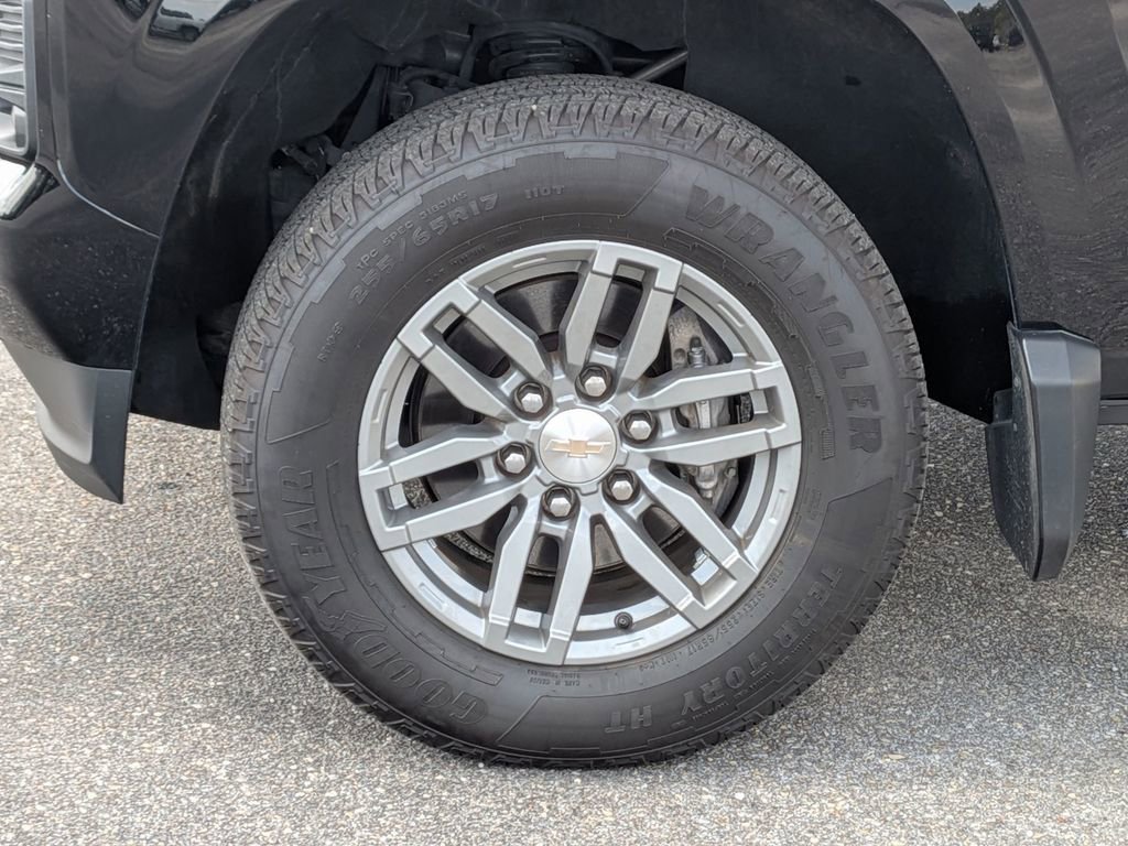 Used 2024 Chevrolet Colorado LT w/ LT Convenience Package image 11