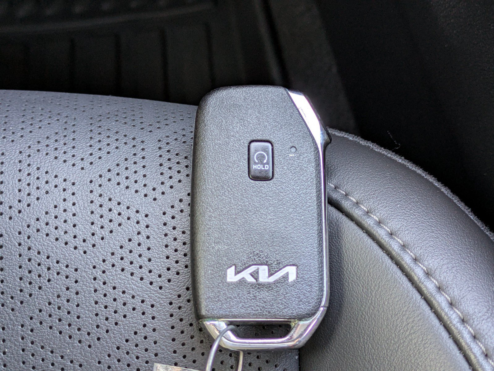 Certified 2023 Kia Sorento S w/ Panoramic Sunroof Package FWD image 30
