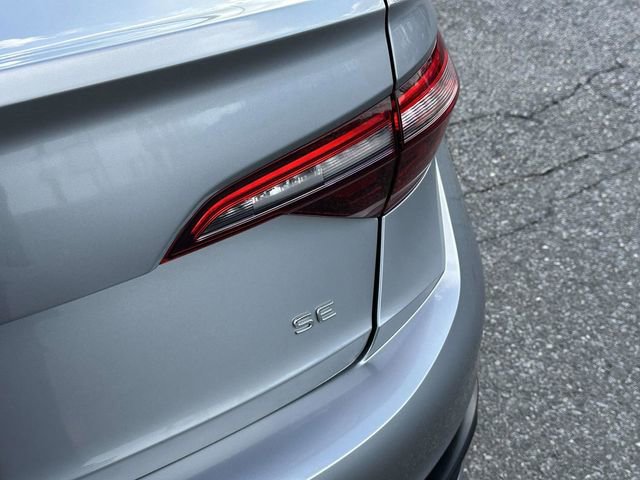 Used 2022 Volkswagen Jetta SE image 26